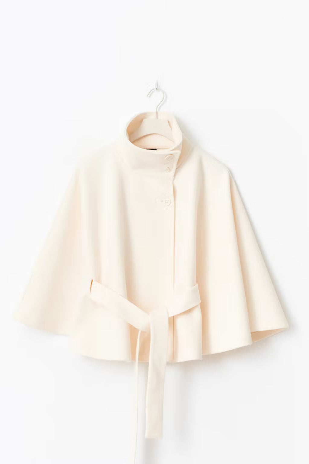 Veste à col montant et ceinture