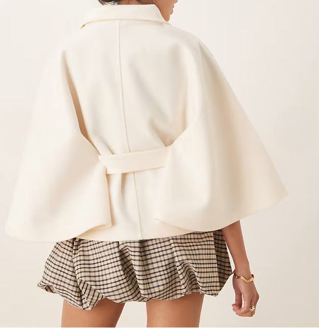 Veste à col montant et ceinture