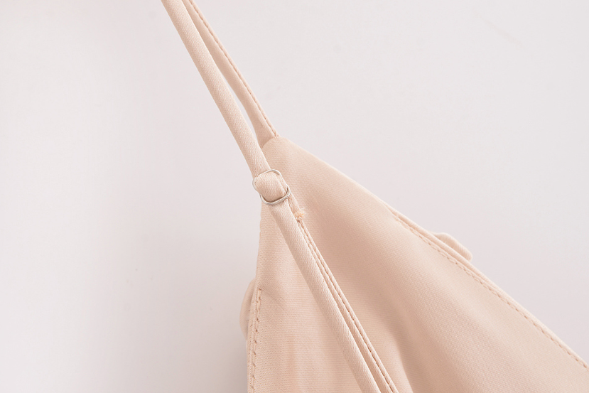 Robe satinée à bretelles fines – Nude Rosé