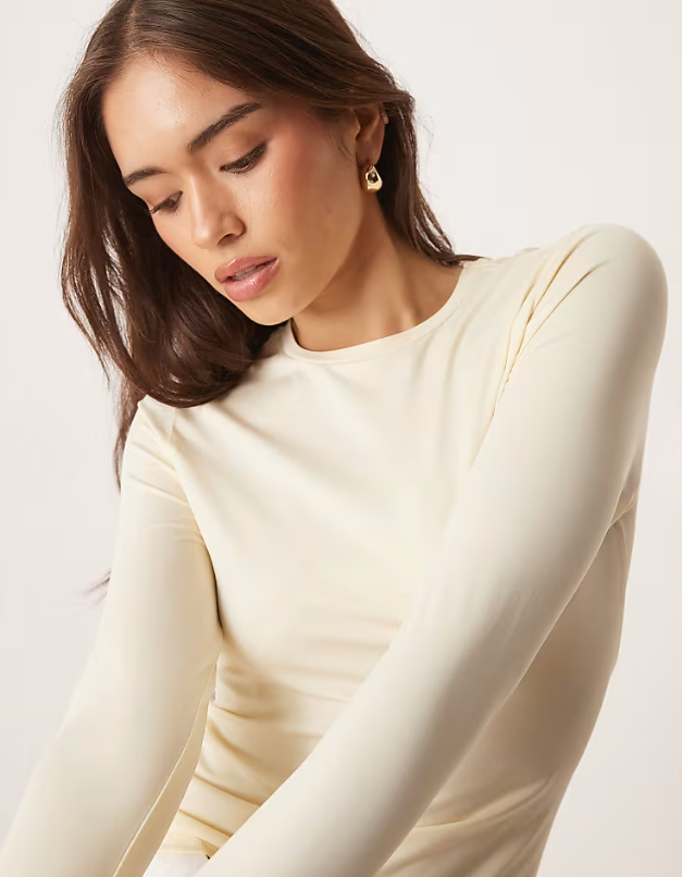 Tops à longues manches marron et beige