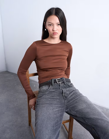 Tops à longues manches marron et beige