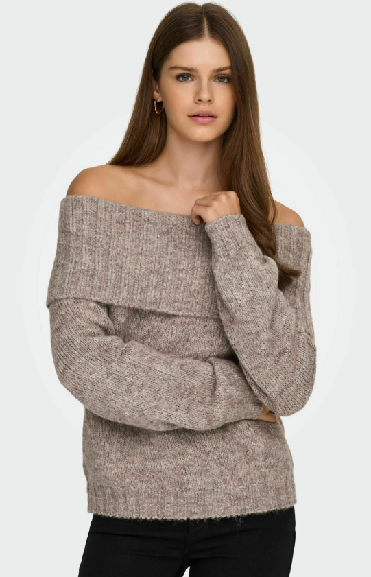 Pull à épaule dénudée