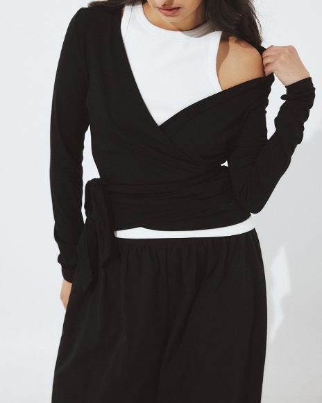 Top cache-coeur en maille