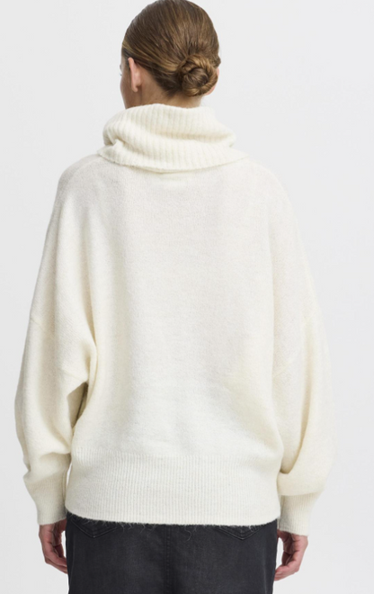 Pull col cheminée en maille douce