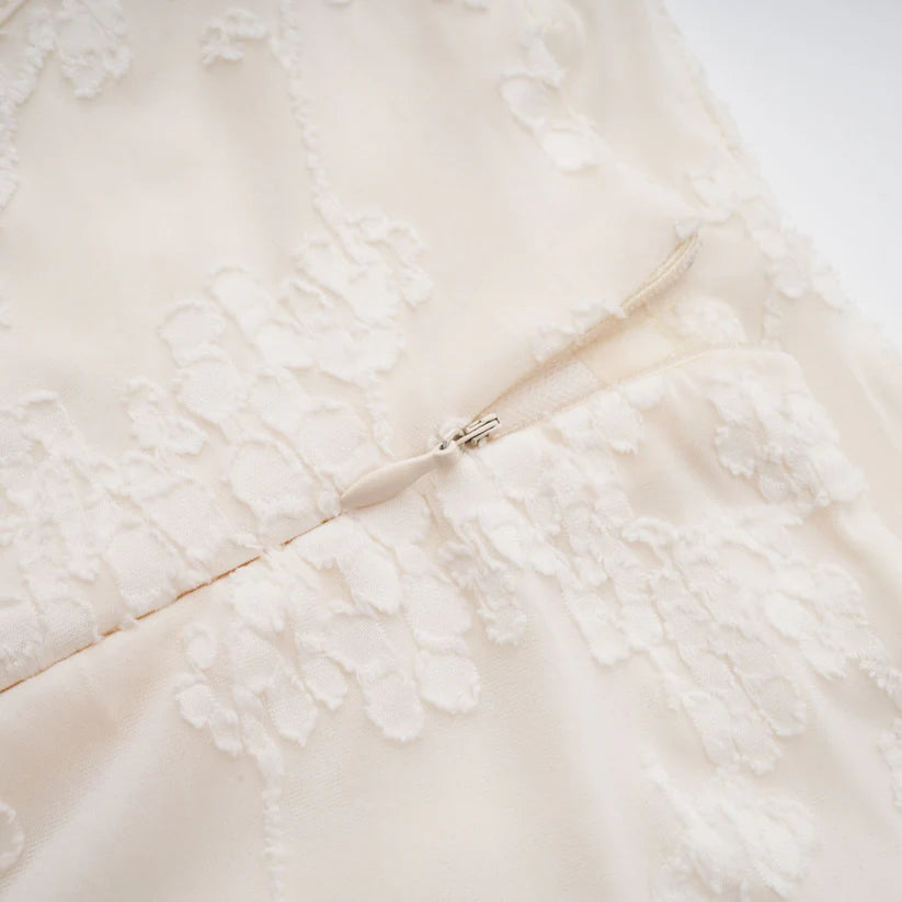 Robe longue drapée à bretelles larges coupe sirène