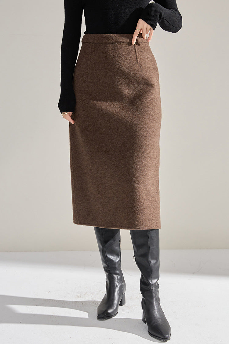 Veste Courte Col Montant en Cachemire & Tencel et Jupe en Laine