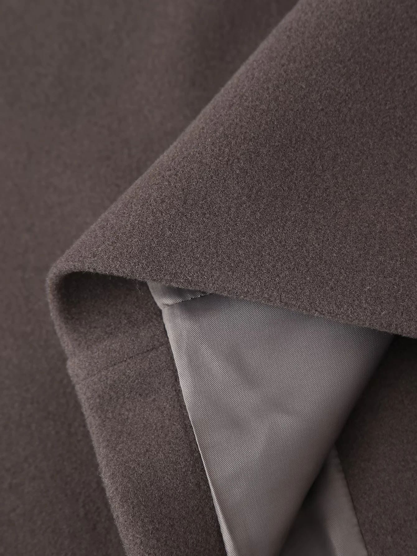 Manteau court en laine