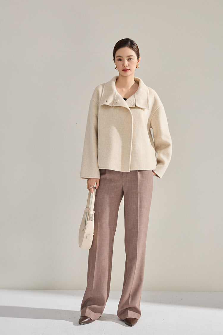 Veste Courte Col Montant en Cachemire & Tencel et Jupe en Laine