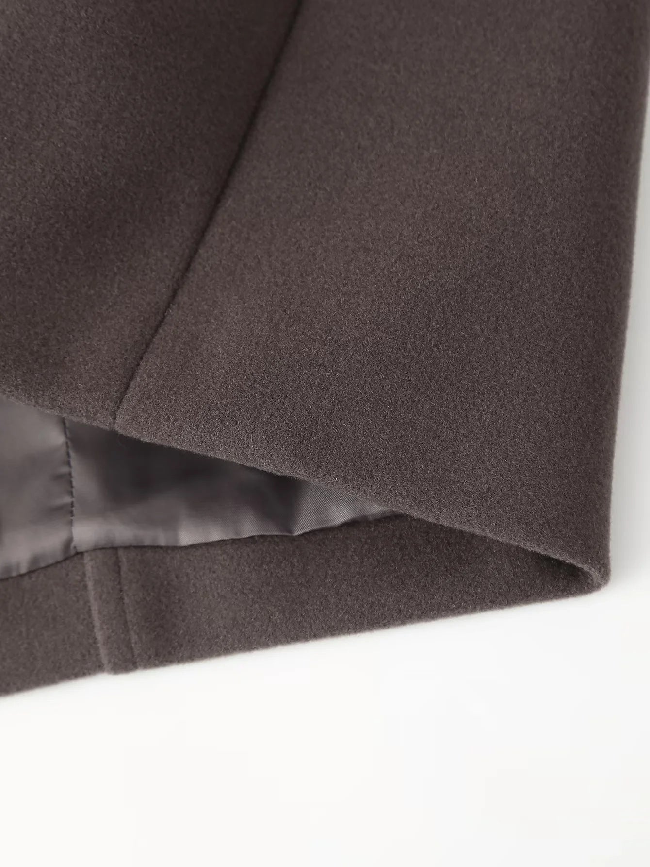 Manteau court en laine