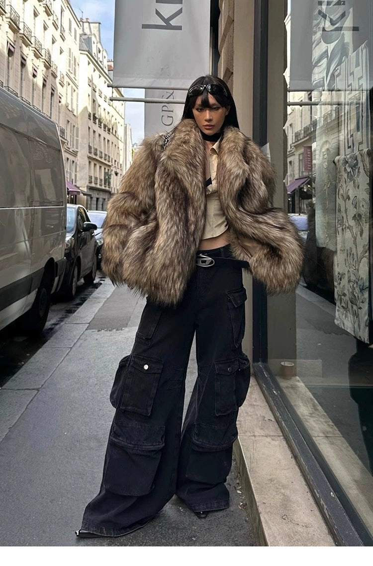 Manteau court en Fausse Fourrure