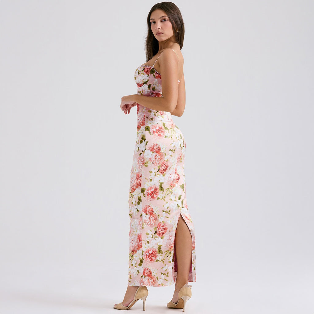Robe longue fleurie à bretelles