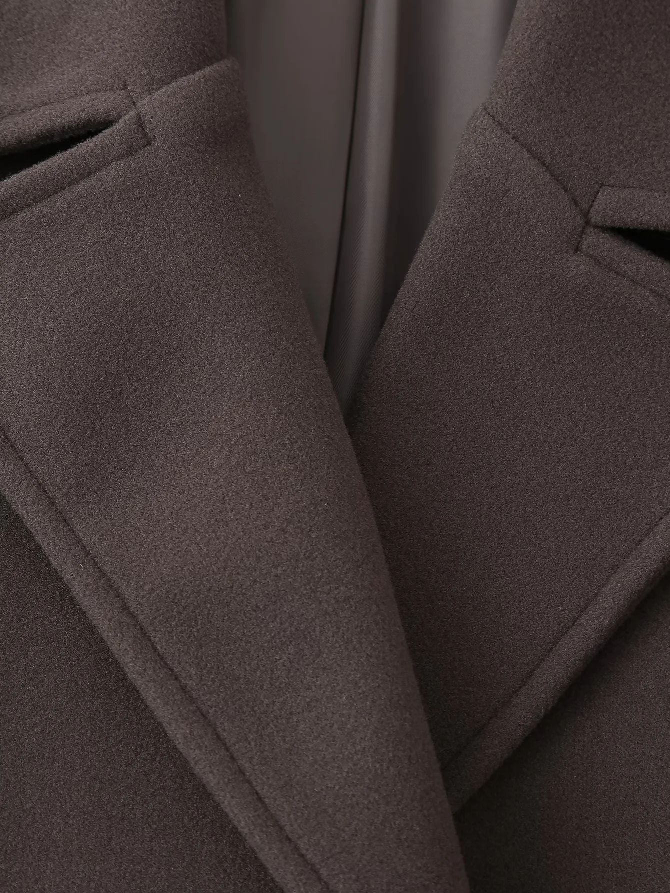 Manteau court en laine