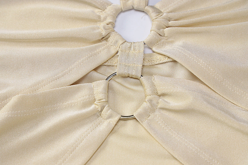 Robe Fendue Élégante à Découpes