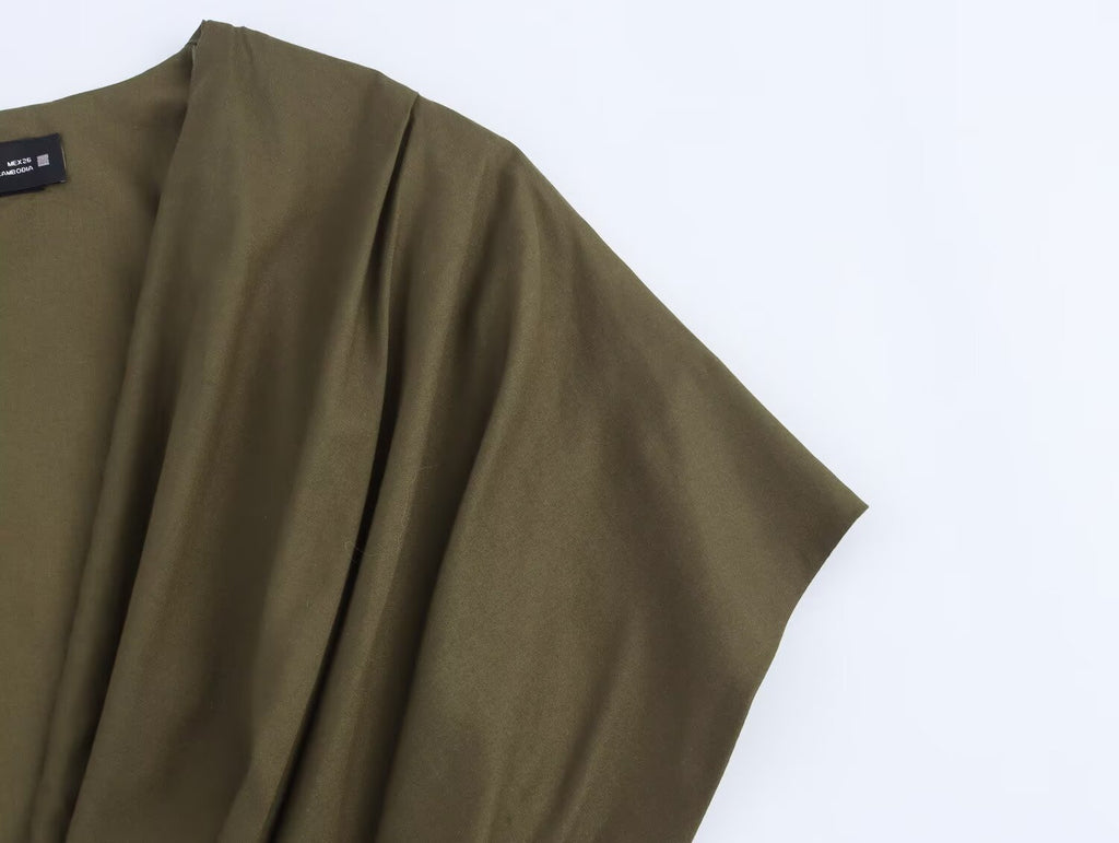 Robe midi plissée à col en V