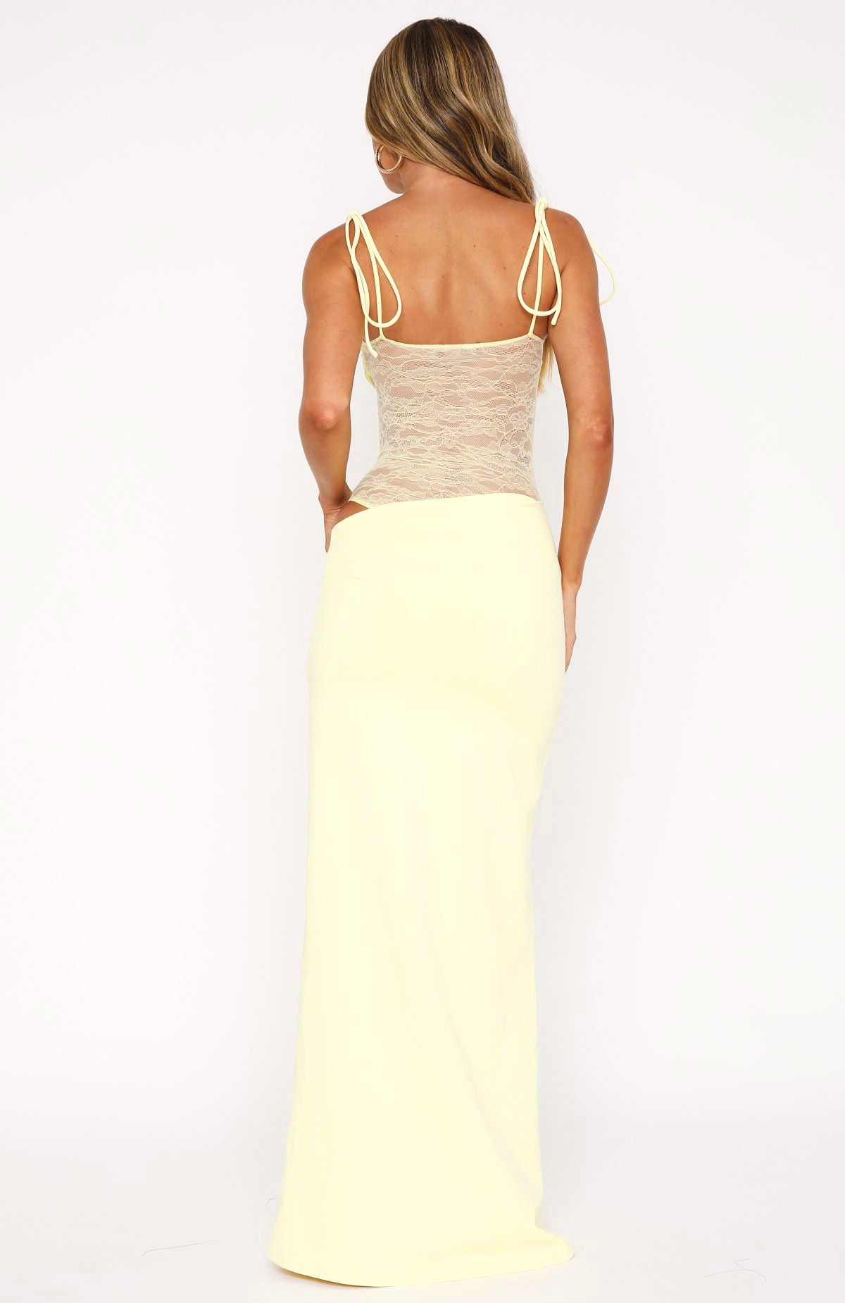 Robe Longue Dentelle