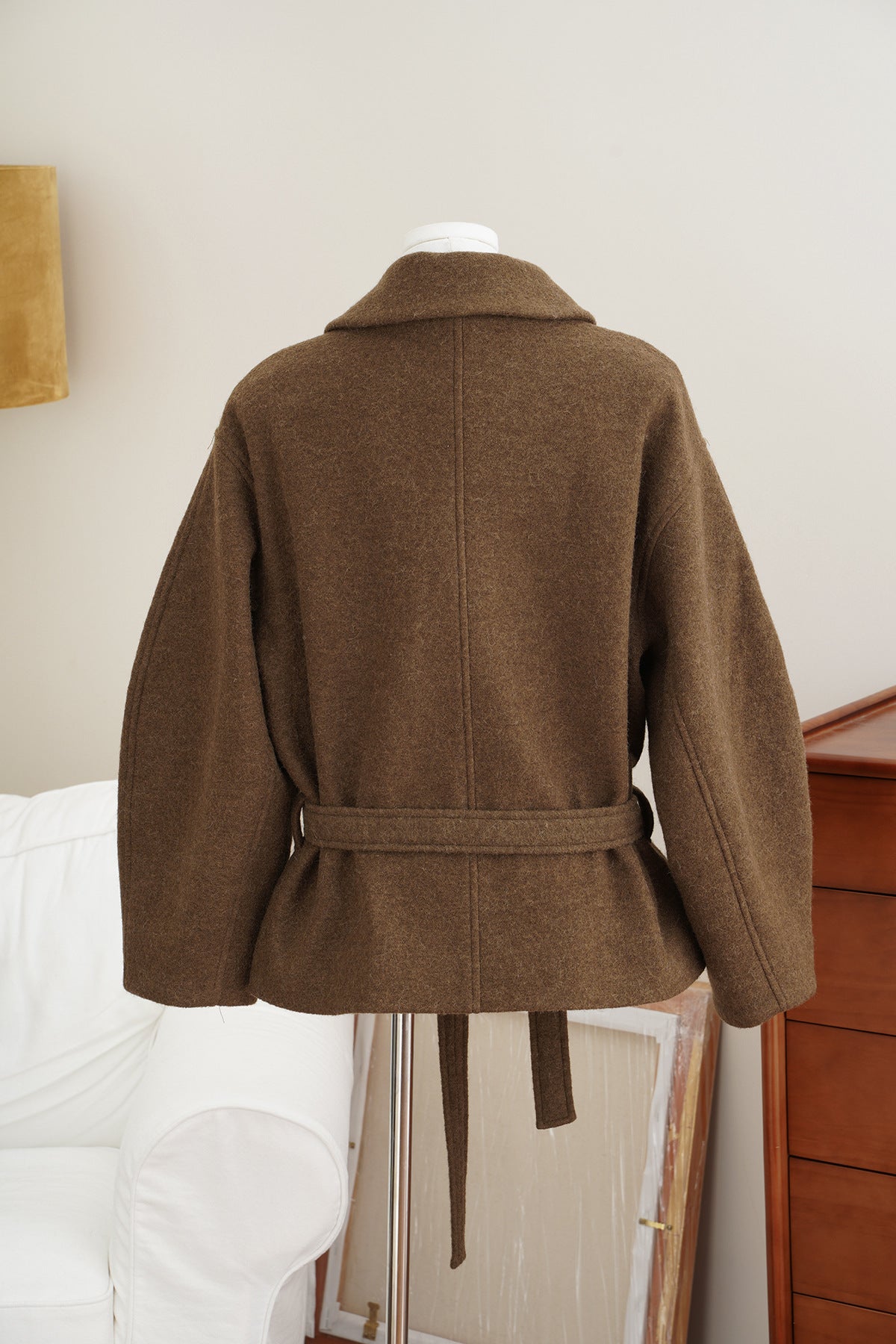 Manteau Court en Laine Style Old Money avec Col Revers
