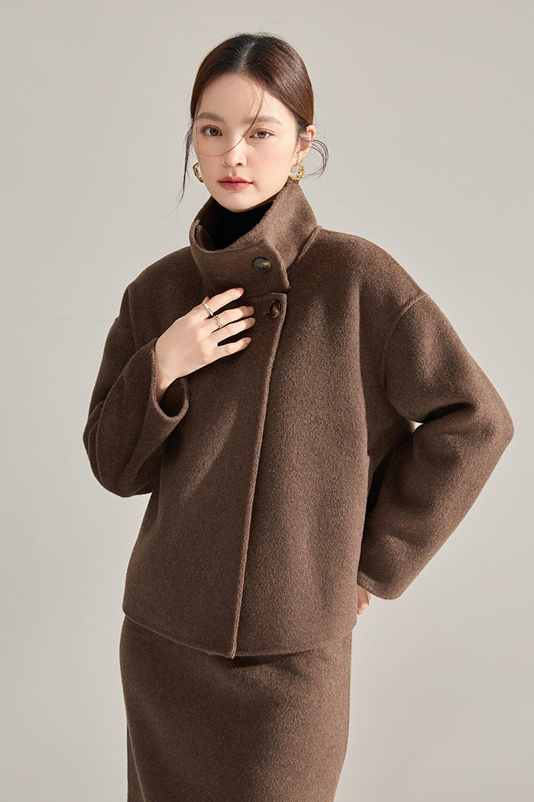 Veste Courte Col Montant en Cachemire & Tencel et Jupe en Laine