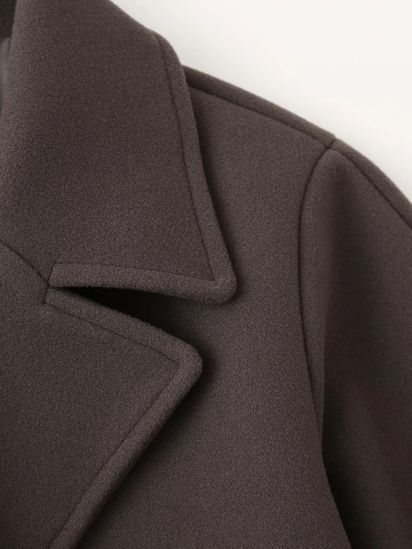 Manteau court en laine